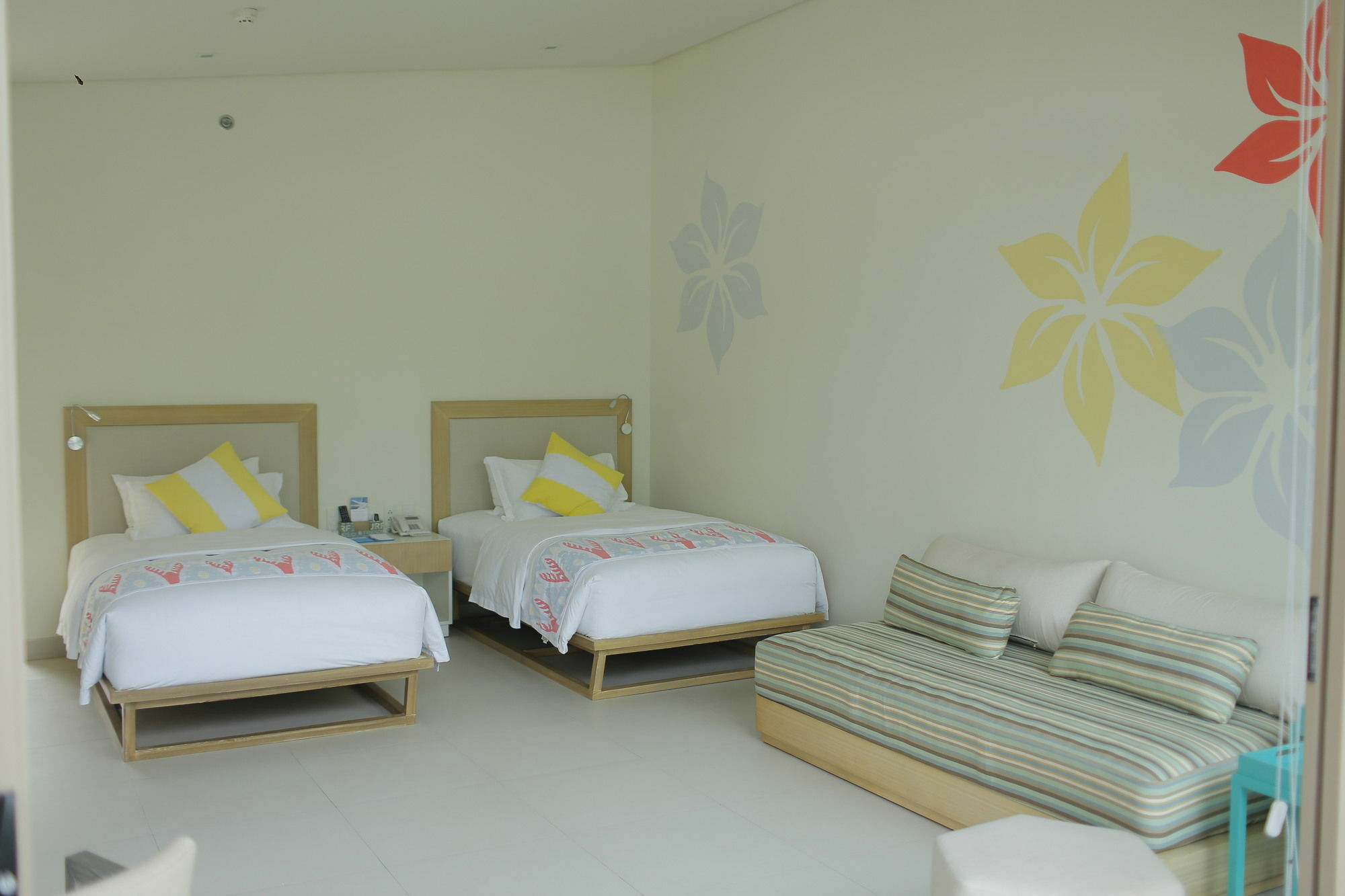 Costa Pacifica Resort Baler Exterior photo